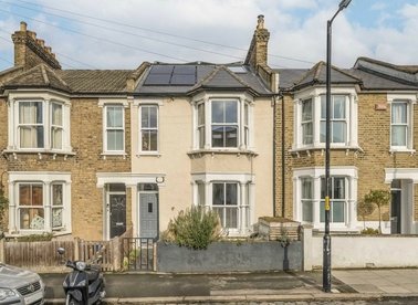 Properties sold in Whateley Road - SE22 9DD view1