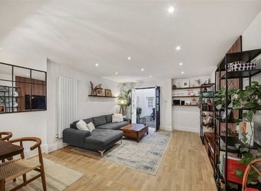 Properties for sale in Wheler Street - E1 6NR view1