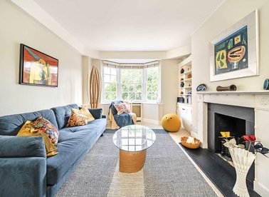 Properties for sale in Whiteheads Grove - SW3 3HH view1