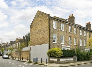 Properties for sale in Wilton Way - E8 3EE view1