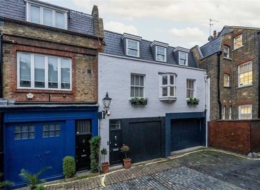 Properties for sale in Wimpole Mews - W1G 8PE view1