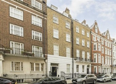 Properties for sale in Wimpole Street - W1G 8GH view1