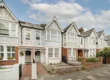 Properties for sale in Windermere Road - W5 4TD view1