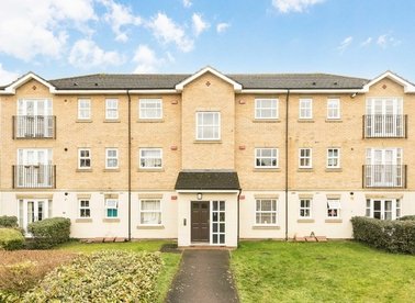 Properties for sale in Wittering Close - KT2 5GA view1