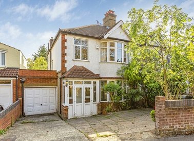 Properties for sale in Wood Lane - TW7 5EG view1