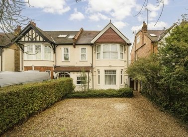 Properties for sale in Woodfield Road - W5 1SL view1