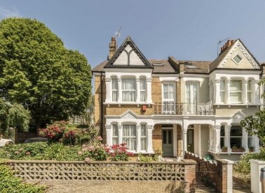 Properties for sale in Woodhurst Road - W3 6ST view1