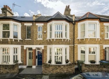 Properties for sale in Woodlands Park Road - SE10 9XE view1