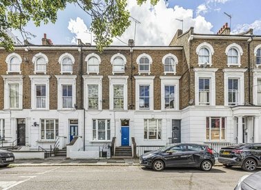 Properties for sale in Woodstock Grove - W12 8LG view1