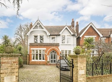 Properties sold in Woodville Road - W5 2SE view1