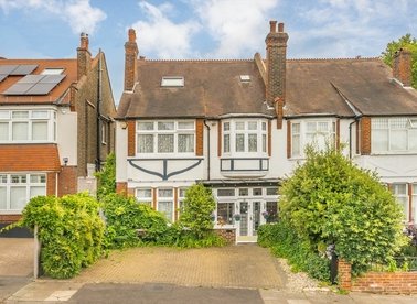 Worple Avenue, London, SW19