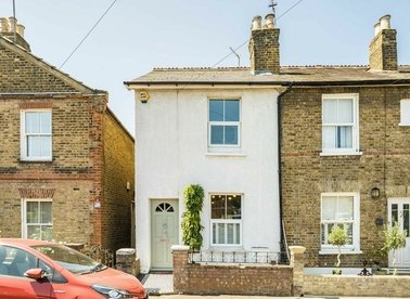 Properties for sale in Worple Road - TW7 7AZ view1