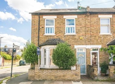 Properties for sale in Worple Road - TW7 7HU view1