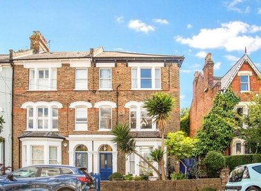 Properties for sale in Yerbury Road - N19 4RN view1