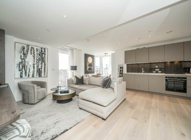 Properties for sale in York Place - SW11 3JD view1