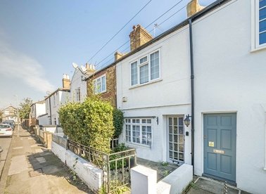 Properties for sale in York Road - KT2 6JF view1