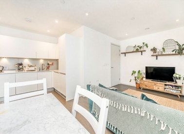 Properties for sale in York Way - N7 9GY view1