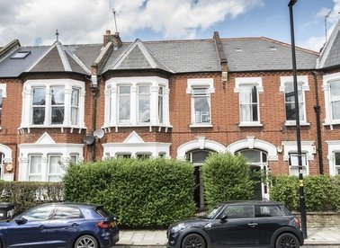 Properties to let in Abbeville Road - SW4 9JH view1