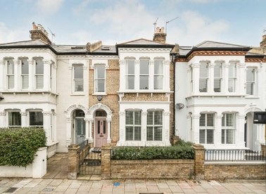 Properties to let in Abbeville Road - SW4 9JJ view1