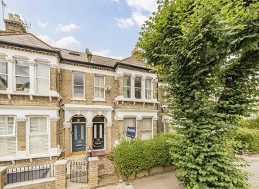 Properties to let in Abbeville Road - SW4 9JJ view1