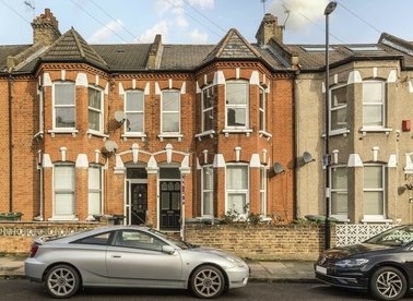 Properties to let in Ackroyd Road - SE23 1DL view1