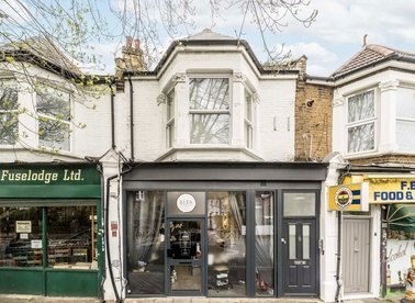 Properties to let in Acton Lane - W4 5DG view1