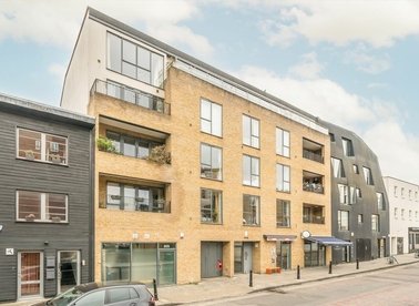 Properties to let in Ada Street - E8 4QU view1