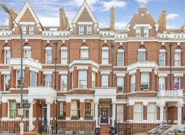 Properties let in Addison Gardens - W14 0DP view1