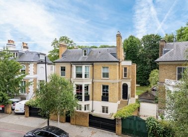 Properties to let in Addison Road - W14 8JJ view1