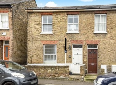 Properties let in Albert Road - TW10 6DJ view1