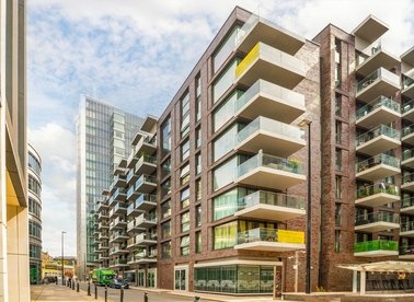 Properties let in Alie Street - E1 8PZ view1