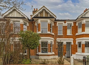 Properties to let in Altenburg Avenue - W13 9RN view1