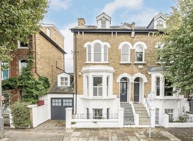 Properties to let in Amerland Road - SW18 1PX view1