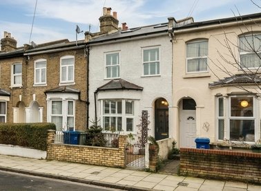 Properties to let in Ansdell Road - SE15 2DT view1