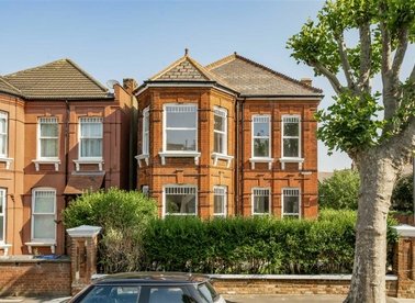 Properties to let in Anson Road - NW2 3UU view1