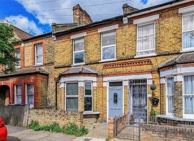 Properties to let in Arica Road - SE4 2PX view1