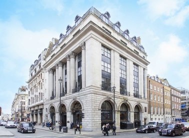 Properties to let in Arlington Street - SW1A 1RA view1