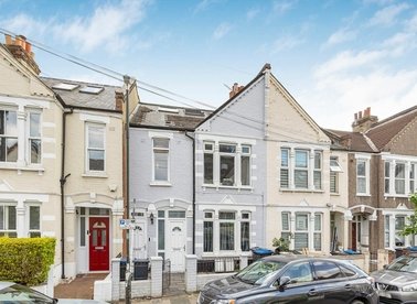 Properties to let in Ashbourne Road - CR4 2BE view1