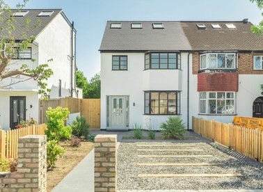 Properties let in Ashley Drive - TW2 6HW view1