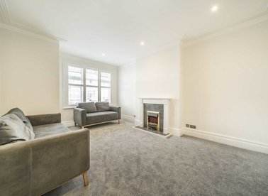 Properties to let in Ashvale Road - SW17 8PW view1