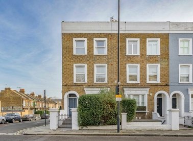 Properties to let in Askew Road - W12 9AD view1