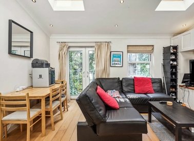 Properties to let in Aspenlea Road - W6 8LJ view1