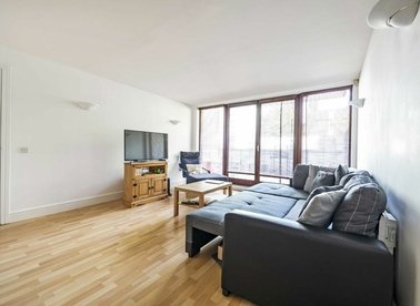 Properties to let in Assam Street - E1 7QL view1