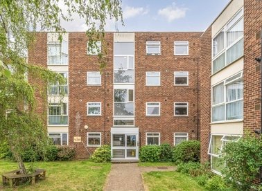 Properties to let in Azalea Close - W7 3QA view1