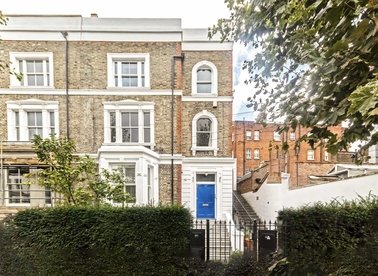 Properties to let in Barclay Road - SW6 1EH view1