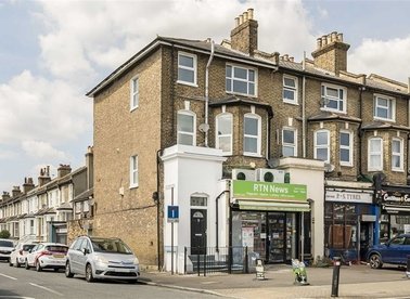 Properties to let in Baring Road - SE12 0PS view1
