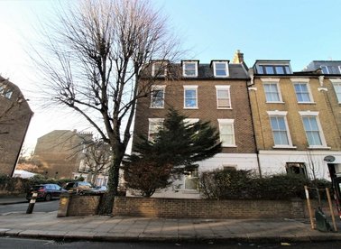 Properties to let in Bartholomew Road - NW5 2AS view1