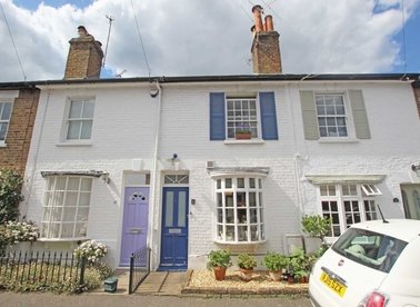 Properties to let in Beatrice Road - TW10 6DT view1