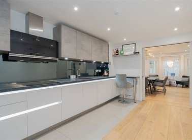 Properties to let in Beaufort Gardens - SW3 1PU view1