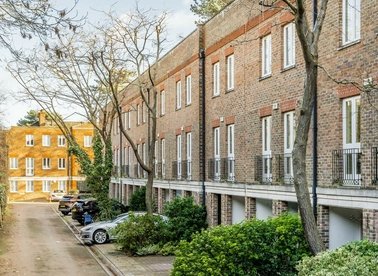 Properties let in Beaufort Road - TW1 2PQ view1